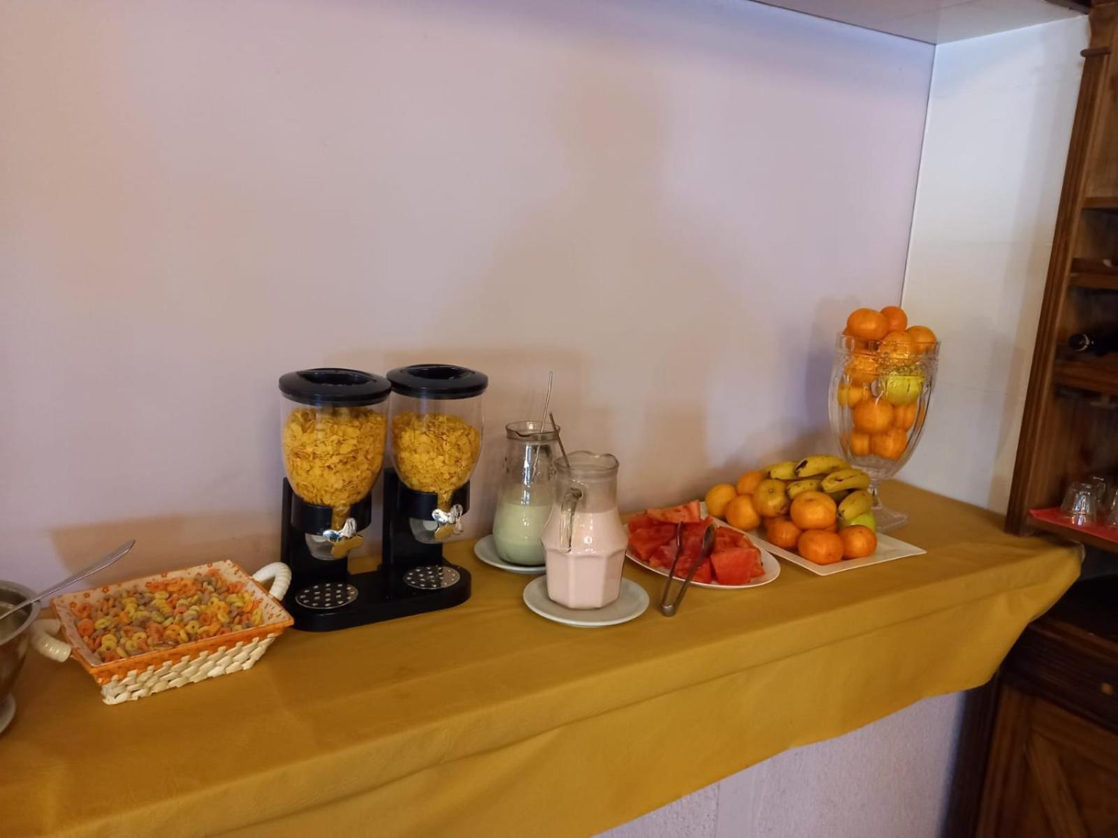 Hotel Hermitage Тандил Екстериор снимка